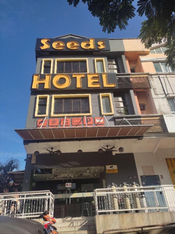 Seeds Hotel Wangsa Maju Kuala Lumpur Exterior photo